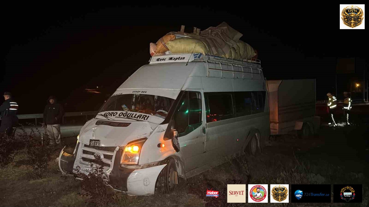Sivas'ta tarım işçilerini taşıyan minibüs otomobille çarpıştı, 2 kişi yaralandı… | Güncel — Fethiye’de  ✍️🖋 DYN د ي ن Life & Live E L L H ال ل ه Asist System