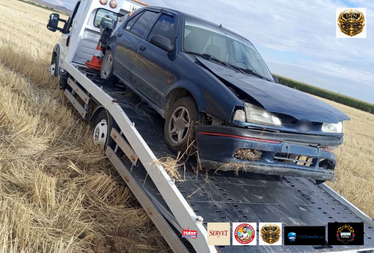 Konya'nın Kulu ilçesinde şarampole devrilen otomobilde 2 kişi yaralandı