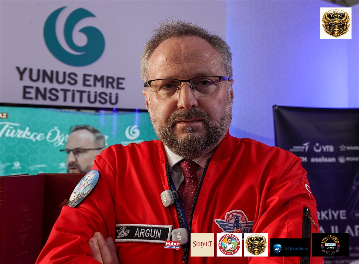 YEE Başkanı Argun, Şanlıurfa'daki TEKNOFEST Güneydoğu'da stantları gezdi