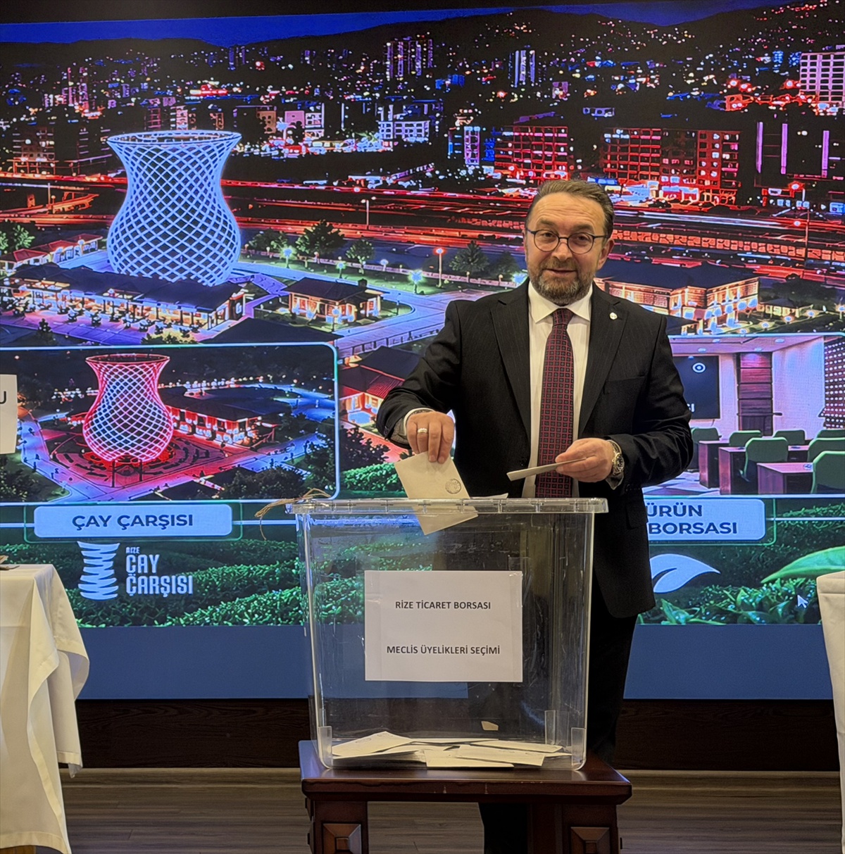 Mehmet Erdoğan, 105 delegenin katıldığı seçimde RTB başkanlığına yeniden seçildi