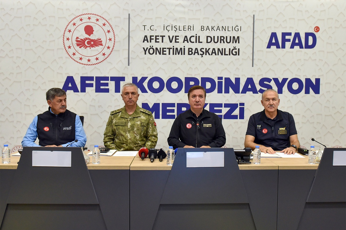 Erzincan'da 3'üncü Ordu Komutanlığı, AFAD ile deprem tatbikatı yaptı