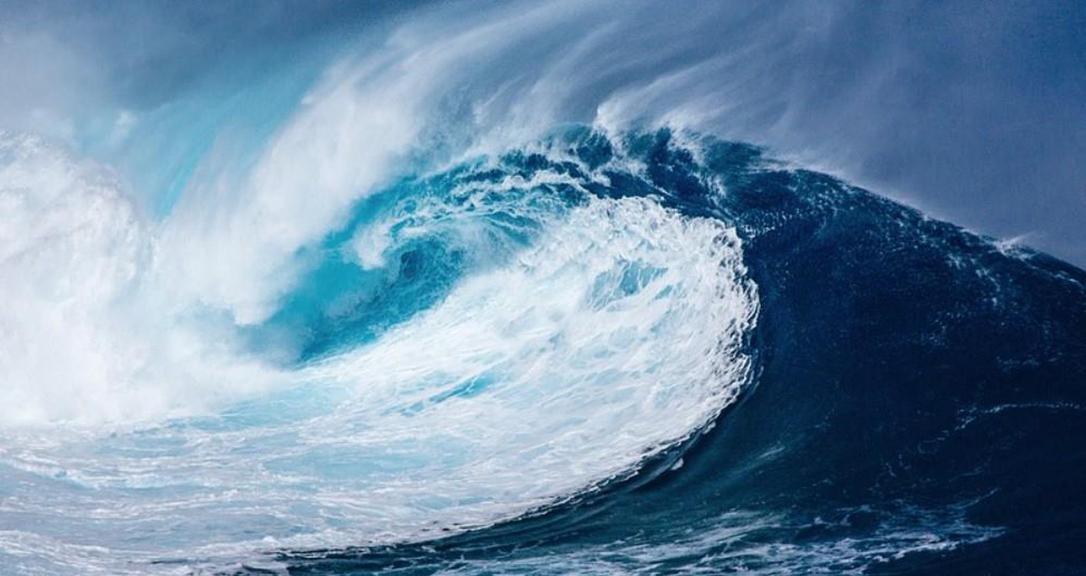 Rüyada tsunami görmek ne anlama gelir? Rüyada tsunami olduğunu görmek, rüyada tsunamiden kurtulmaya çalışmak ne demektir? Rüyada dalgalı tsunami...