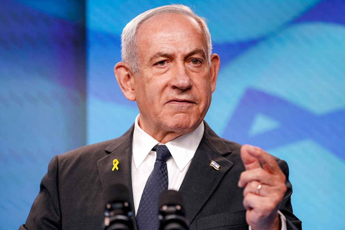 Barak, Netanyahu'nun seçimleri erteleyebilecek savaşa zemin hazırladığını öne sürdü