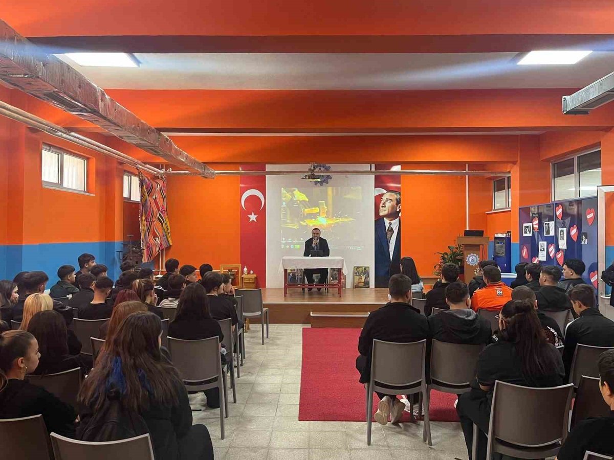 [BELEDIYE · Muğla] Muğla İl Müftülüğü MESEM öğrencilerine Cami ve Sosyal Hayat konferansı düzenledi.