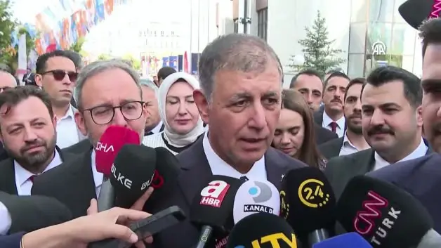 AK Parti İzmir Büyükşehir Başkanı İzmir için müjdeleri açıkladı