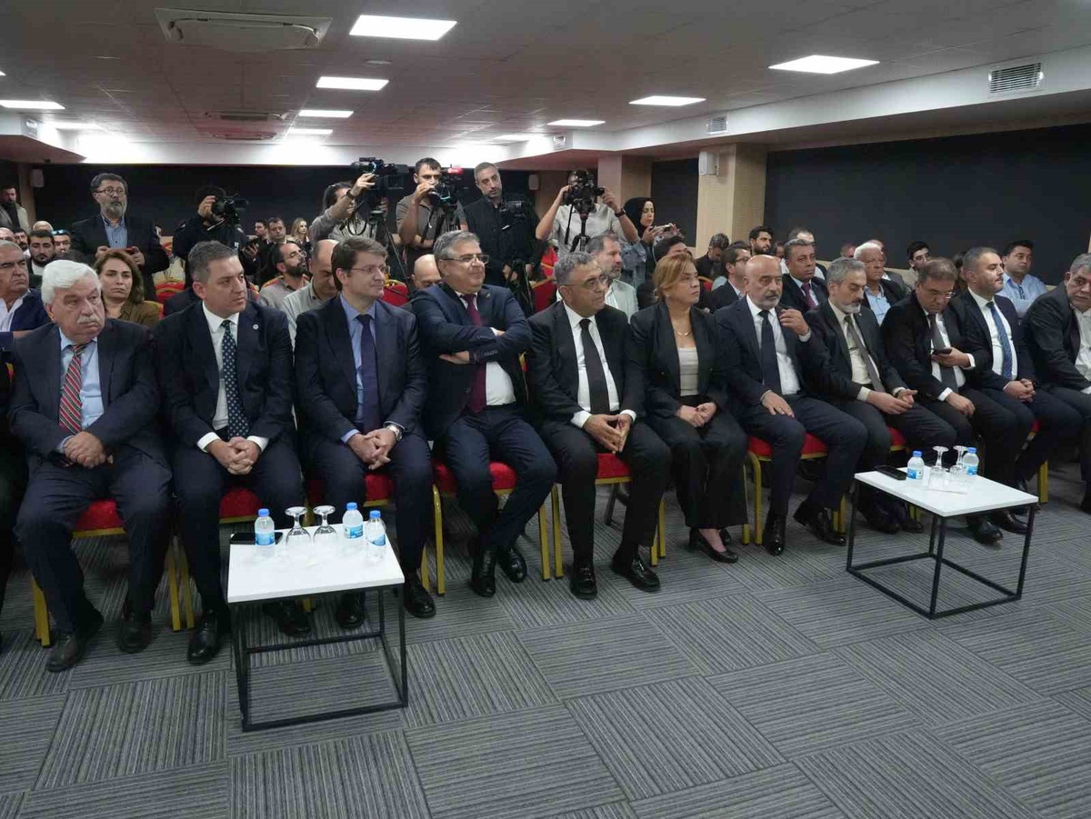 [BELEDIYE · Diyarbakır] Diyarbakır Barosunun Tahir Elçi adı verilen hizmet binası açıldı