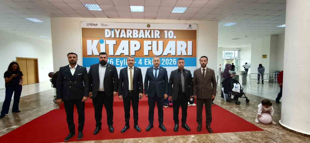 [BELEDIYE · Diyarbakır] MHP Diyarbakır İl Başkanı Özcoşkun, 10. Kitap Fuarı'nı yönetimle ziyaret etti