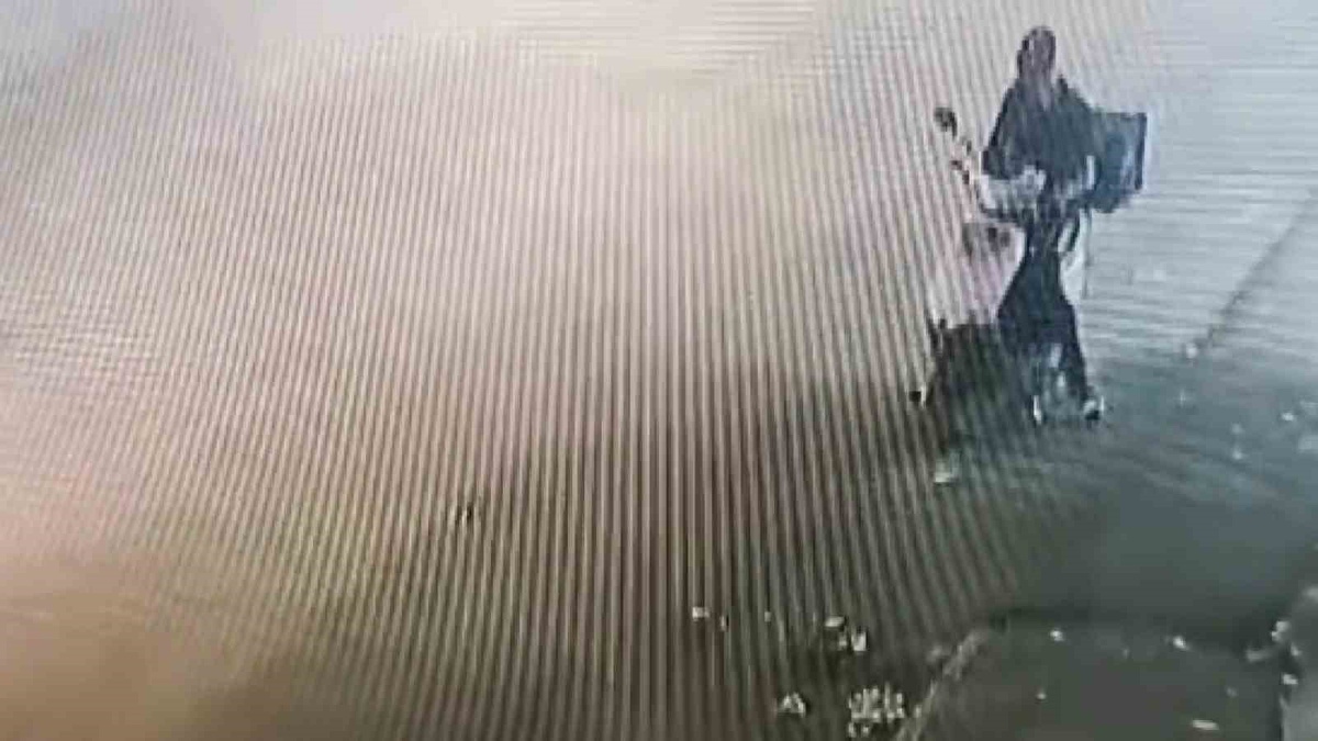 Adana'da kuryenin motorunu çalan şüpheli tutuklandı, 'hoşuma gitti' dediği öne sürüldü