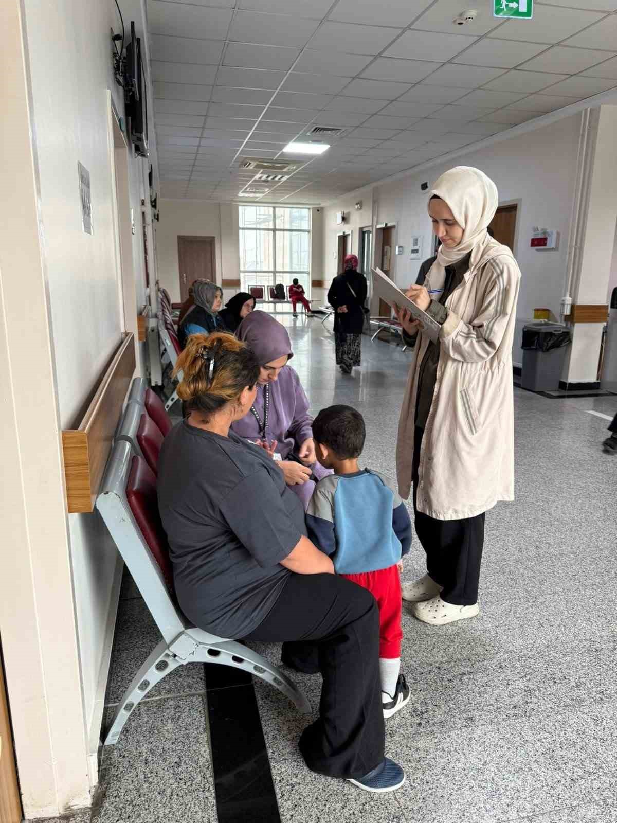 Gümüşova'da şeker tüketimine dikkat çeken farkındalık etkinliği düzenlendi