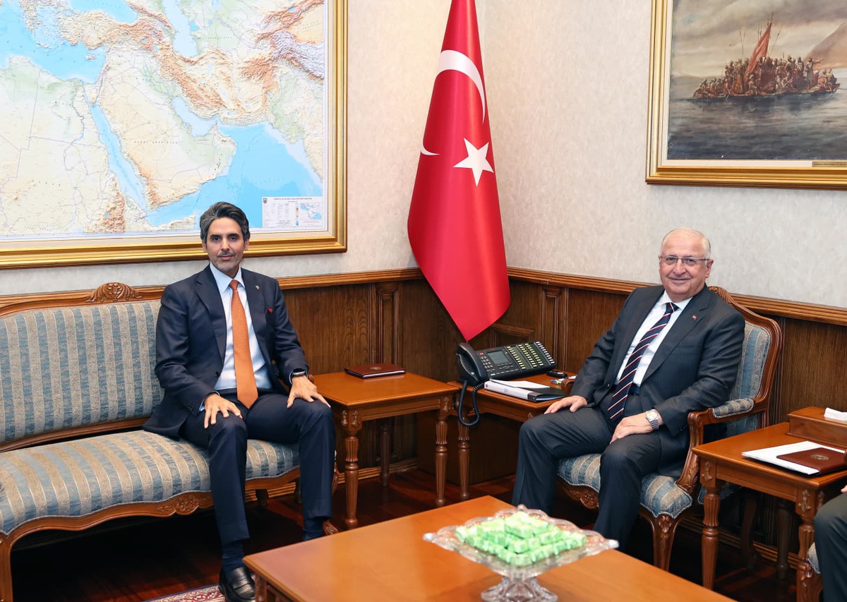 Milli Savunma Bakanı Güler, Katar'ın Ankara Büyükelçisi Al-Henzab ile bir araya geldi