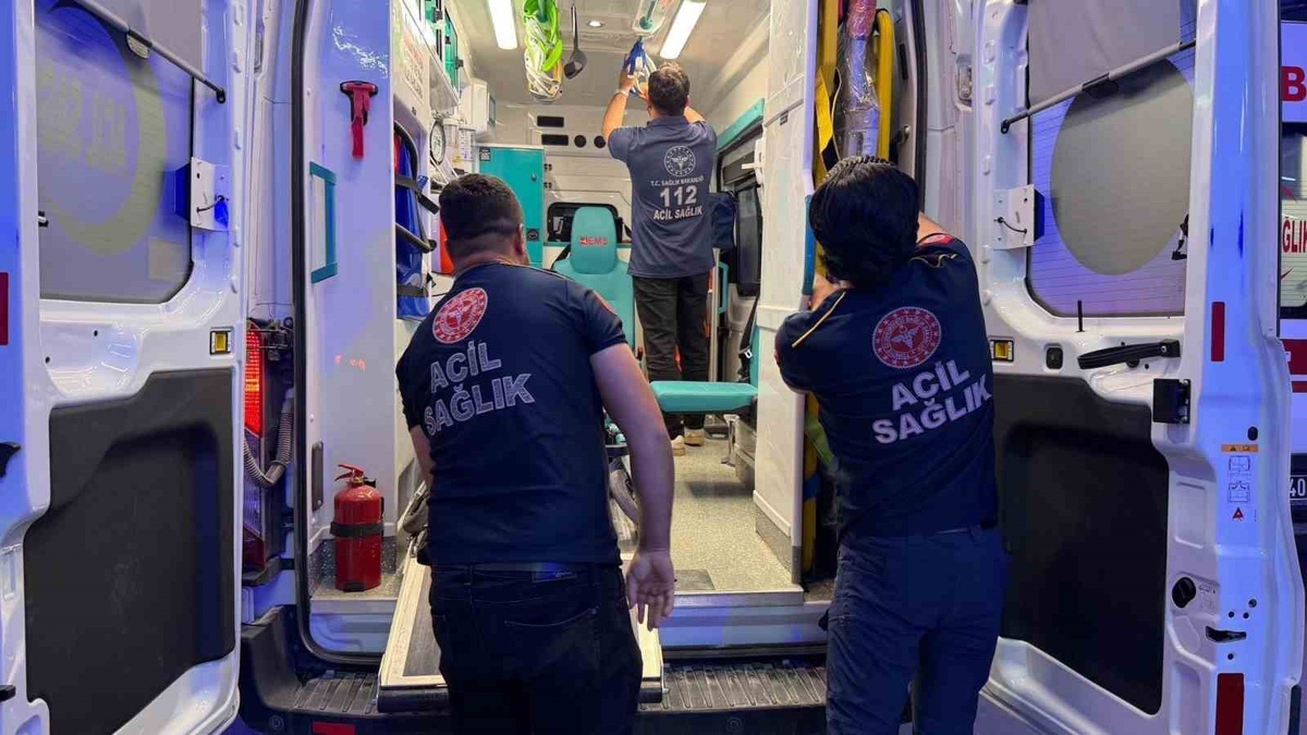 Adıyaman'da tabancasını temizlerken kazara kendini vuran 47 yaşındaki şahıs yaralandı