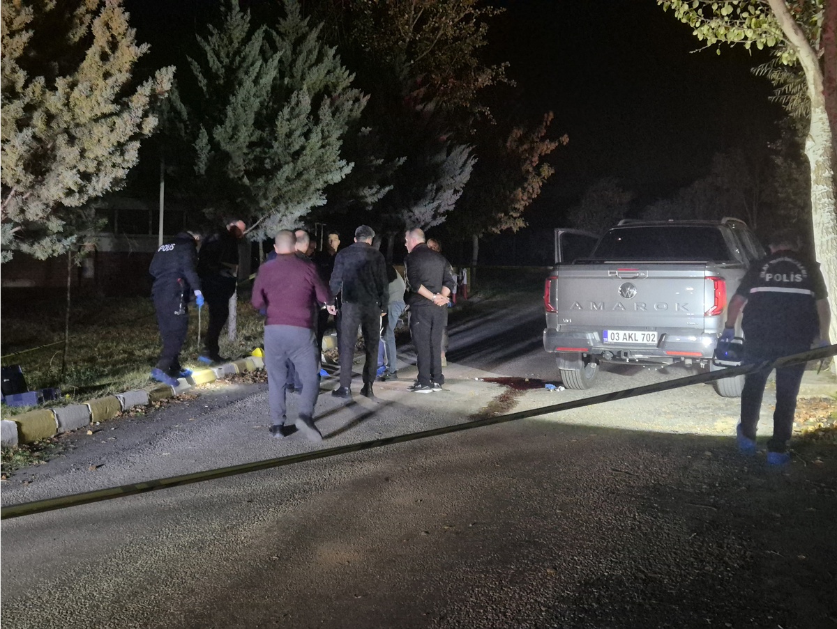 Afyonkarahisar Vali Yardımcısı Ayrancı silahla vurulmuş halde bulundu, kurtarılamadı