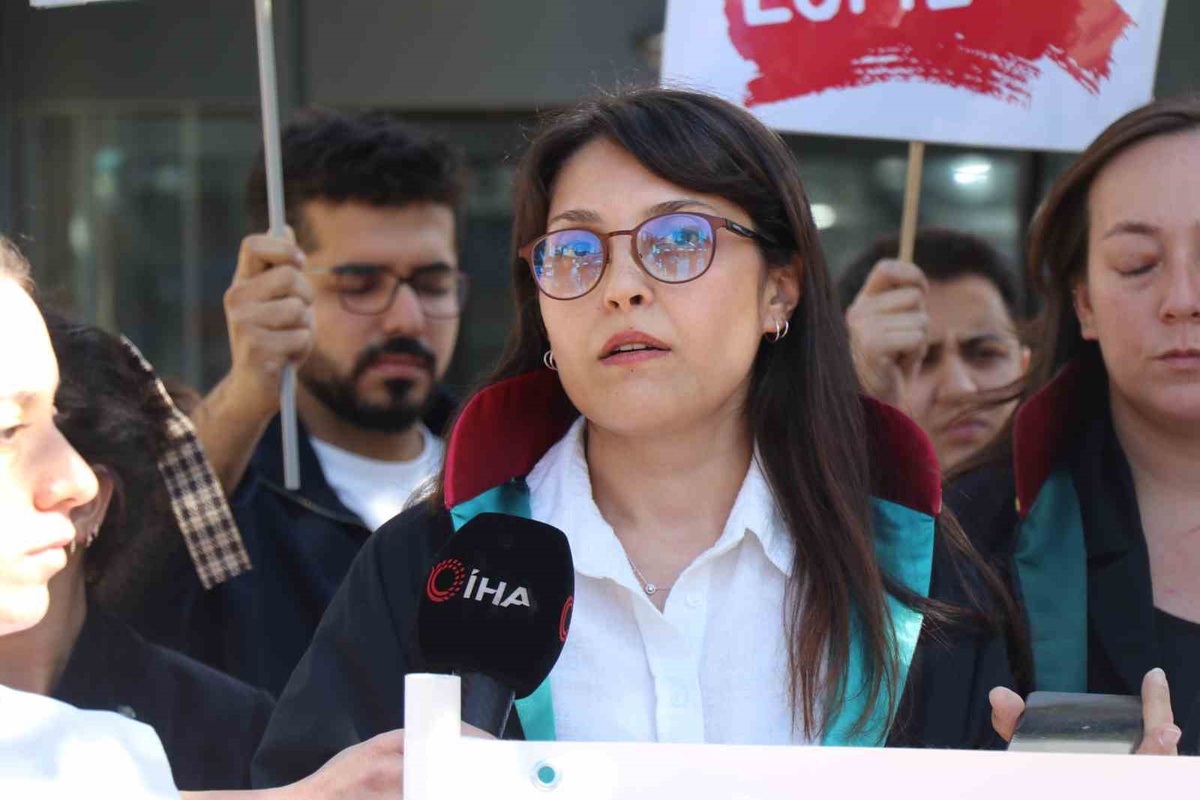 Mahkeme, 15 yaşındaki çocuğun ölümü davasında sanığın babasına suç duyurusunda bulundu.