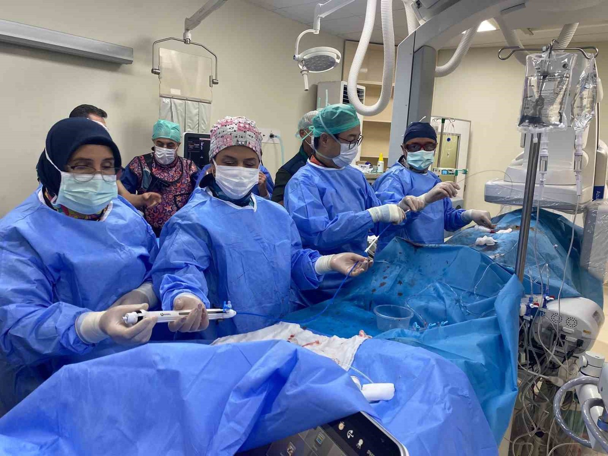 Yeni nesil pulmoner kapak GAÜN Çocuk Hastanesi'nde Türkiye'de ilk kez kullanıldı