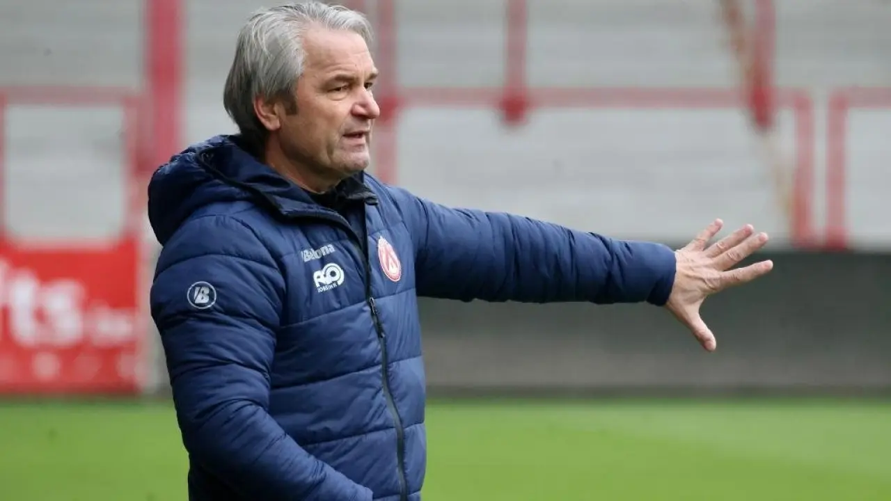 Süper Lig ekibinden ters köşe! 1.5 yıldır takım çalıştırmayan 63 yaşındaki hoca geliyor