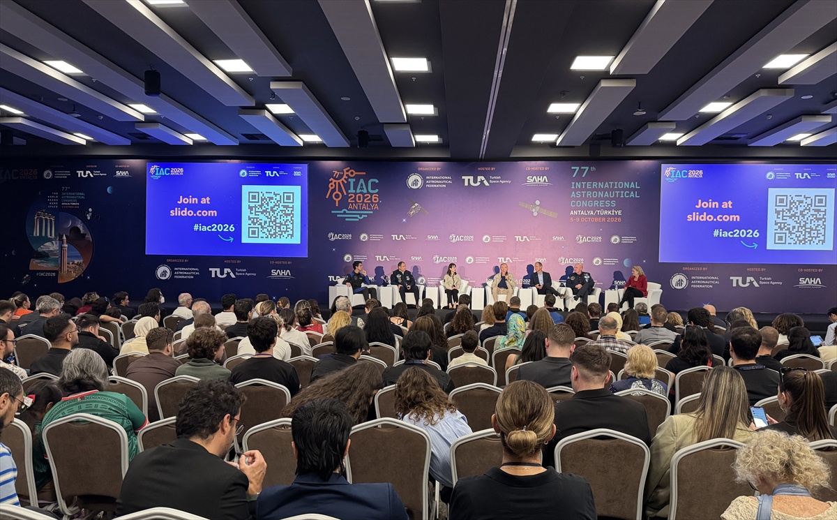 Atasever IAC 2026'da kronik hastaların ticari uzay istasyonlarına gidebileceğini söyledi
