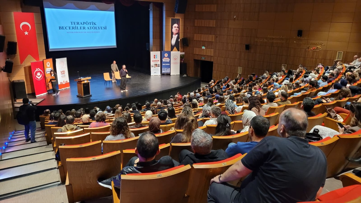 Samsun'da 10 Ekim Dünya Ruh Sağlığı Günü'nde psikolojik danışma semineri yapıldı