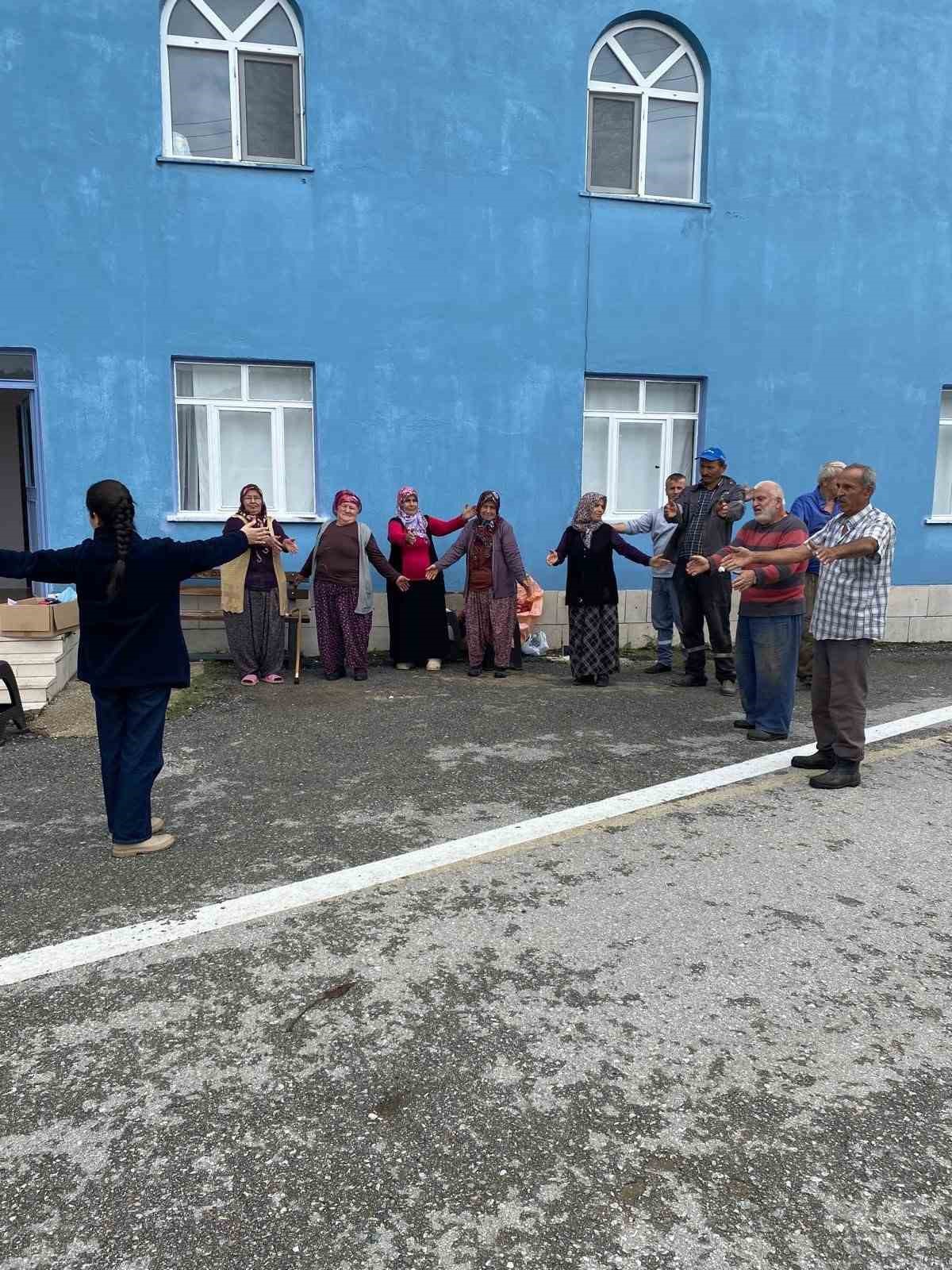 Yığılca'da 60 yaş ve üzeri vatandaşlara hareket etkinliği düzenlendi