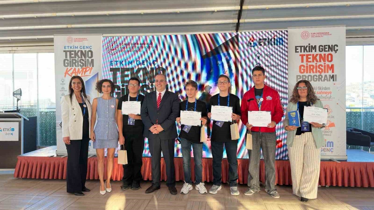 Aydın Lisesi öğrencileri İzmir’deki Genç Tekno Girişim Kampı’nda birinci oldu
