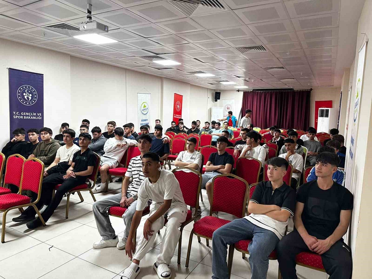Solhan'dan 38 lise öğrencisi Hasankeyf Kültür Kampı'nda tarih ve kültürü tanıyacak