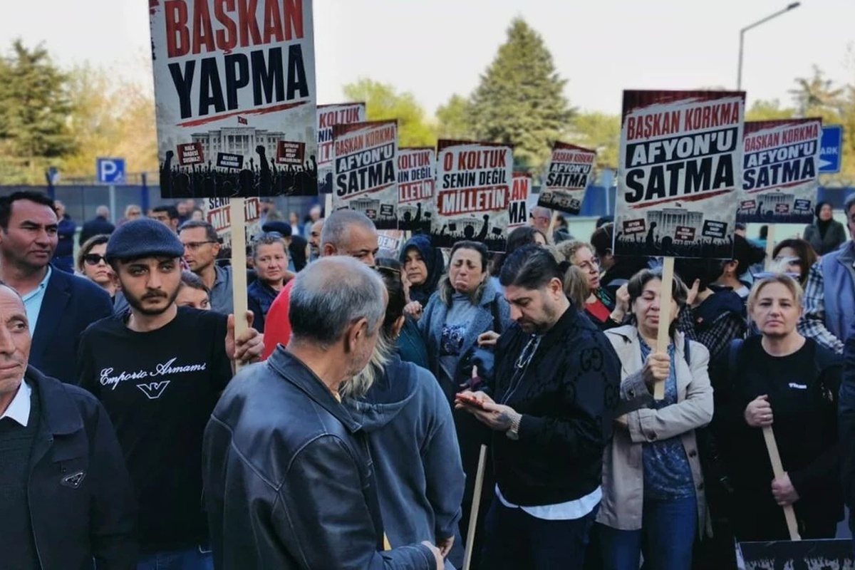 [BELEDIYE · Afyonkarahisar] Burcu Köksal’ın AK Parti’ye geçeceği iddiası Afyon’u ayağa kaldırdı