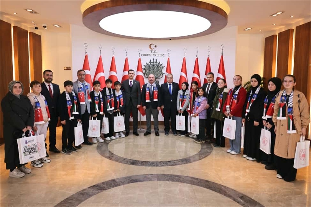 [BELEDIYE · Afyonkarahisar · Bayat] Çorum'da Öğrencilerden Gazze'ye Umut Mektupları Projesi