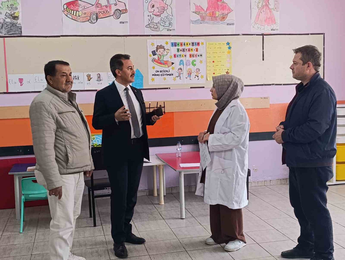 [BELEDIYE · Afyonkarahisar · Bolvadin] Bolvadin Milli Eğitim Müdürü Keleş, okul ziyaretinde projeleri değerlendirdi
