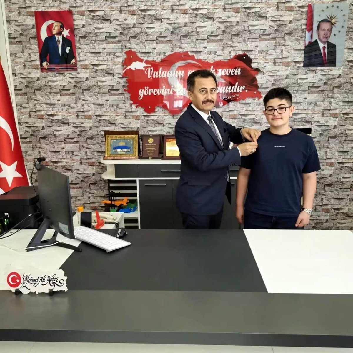 [BELEDIYE · Afyonkarahisar · Bolvadin] LGS şampiyonu çeyrek altınla ödüllendirildi