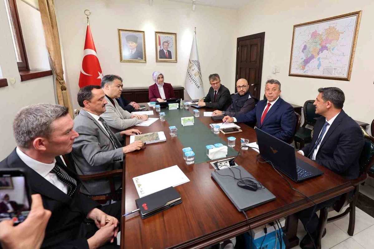 [YEREL / KAMU · Afyonkarahisar · Çobanlar] Afyonkarahisar'da Jeotermal Kaynaklı Sera İhtisas Organize Tarım Bölgesi Çalışmaları Devam Ediyor