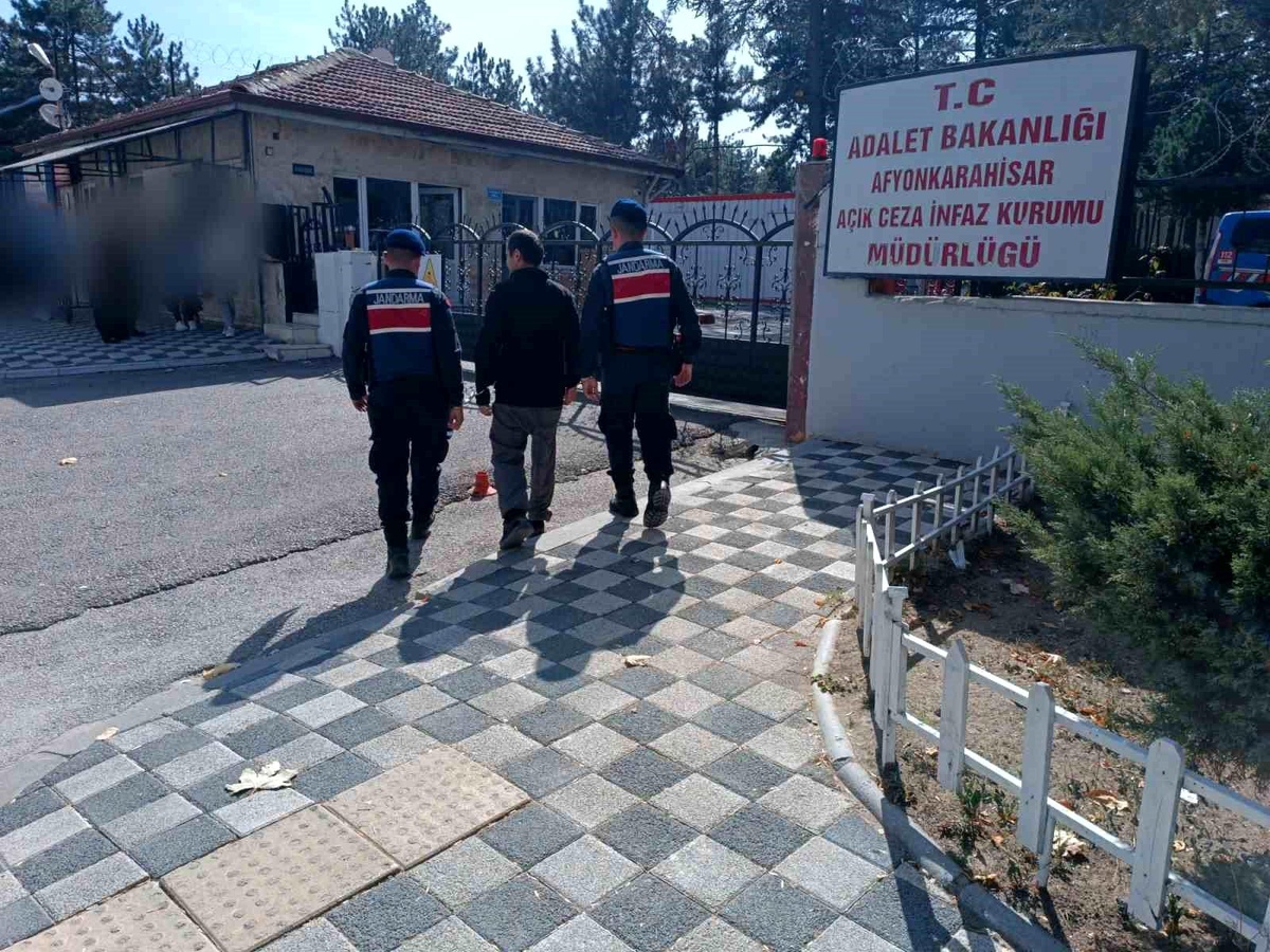 [YEREL / KAMU · Afyonkarahisar · Çobanlar] Hırsızlık Suçundan 11 Yıl 6 Ay Hapis Cezasıyla Aranan Şahıs Yakalandı