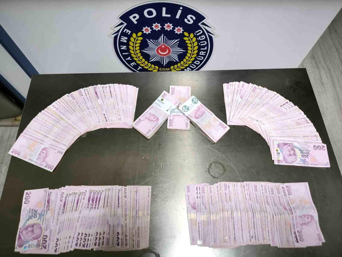 [YEREL / KAMU · Afyonkarahisar · Dazkırı] Afyonkarahisar'da Horoz Dövüşü Baskınında 37 Kişi Yakalandı