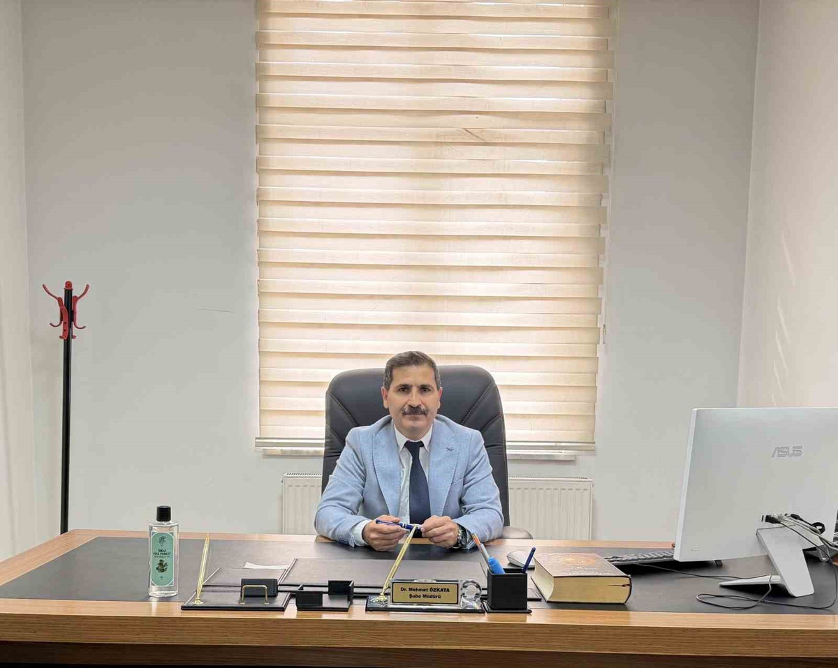 [BELEDIYE · Ağrı] Üç kitabı olan Dr. Mehmet Özkaya Patnos İlçe Milli Eğitim Şube Müdürlüğüne atandı