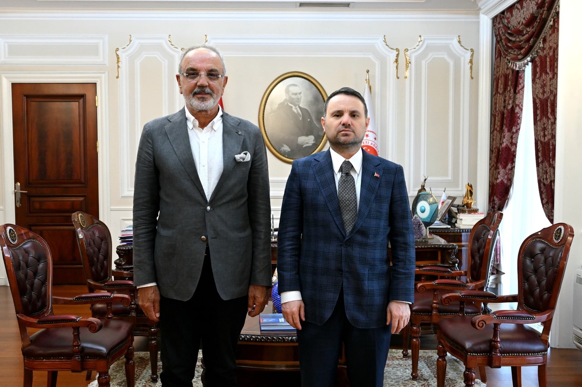 [BELEDIYE · Ağrı · Diyadin] DEM Partili Sakık: Adalet Bakanı ile katledilen çocukların dosyasını ve barış sürecini görüştük
