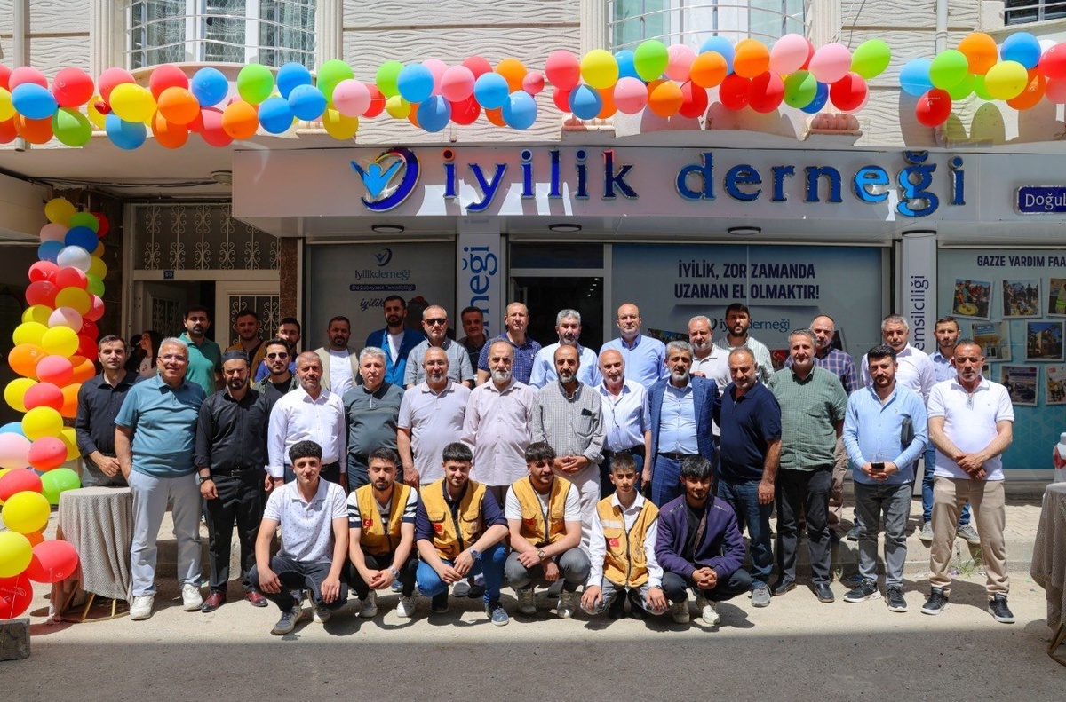 [YEREL / KAMU · Ağrı · Doğubeyazıt] İYİLİK Derneği, Doğubayazıt'ta Medeniyet Mektebi Kompleksi'ni açtı