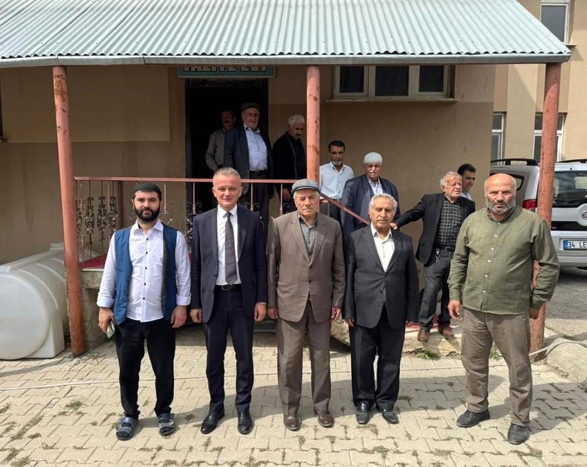 [BELEDIYE · Ağrı · Hamur] Kaymakam Minuz, Köy Ziyaretleri İle Vatandaşların Taleplerini Dinledi