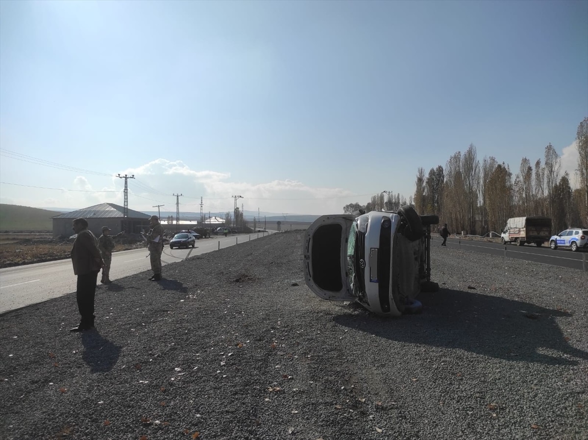 [YEREL / KAMU · Ağrı · Hamur] Ağrı'da Trafik Kazasında 3 Kişi Yaralandı
