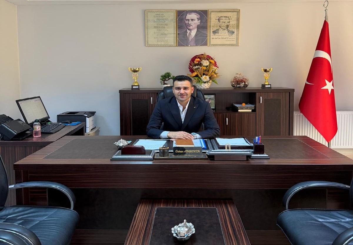 [YEREL / KAMU · Ağrı · Patnos] Özhan Ataseven, Patnos Gençlik ve Spor İlçe Müdürlüğü görevini devraldı
