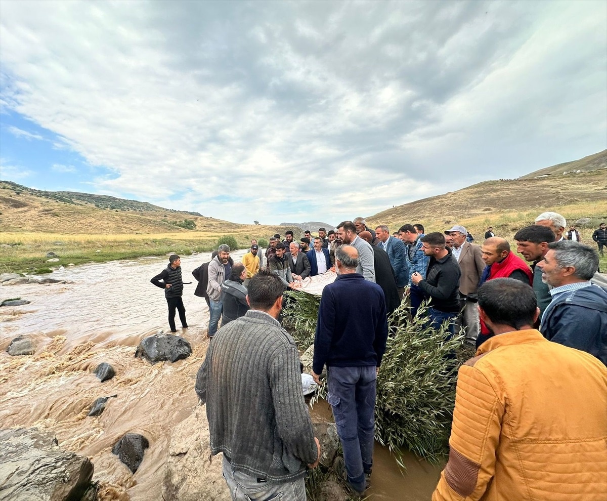 [BELEDIYE · Ağrı · Tutak] Erzurum'da kaybolan gencin cenazesi Ağrı'da bulundu