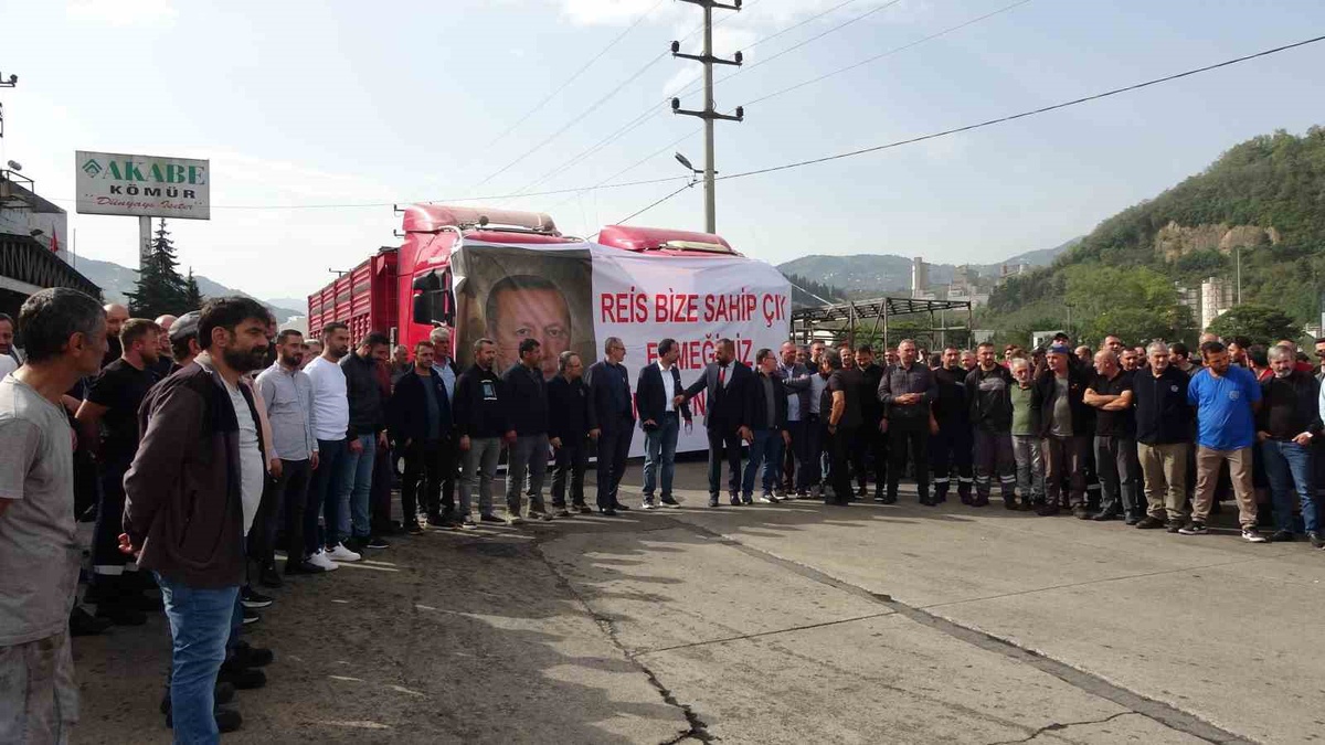 Trabzon'da kömürcüler, Çağlayan depolama alanı kararına basın açıklaması yaptı