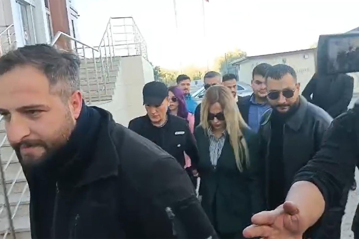 [BELEDIYE · Yalova] Güllü'nün ölümüne ilişkin davada karar günü! Tuğyan'ın avukatı adliyeye korumalarla geldi