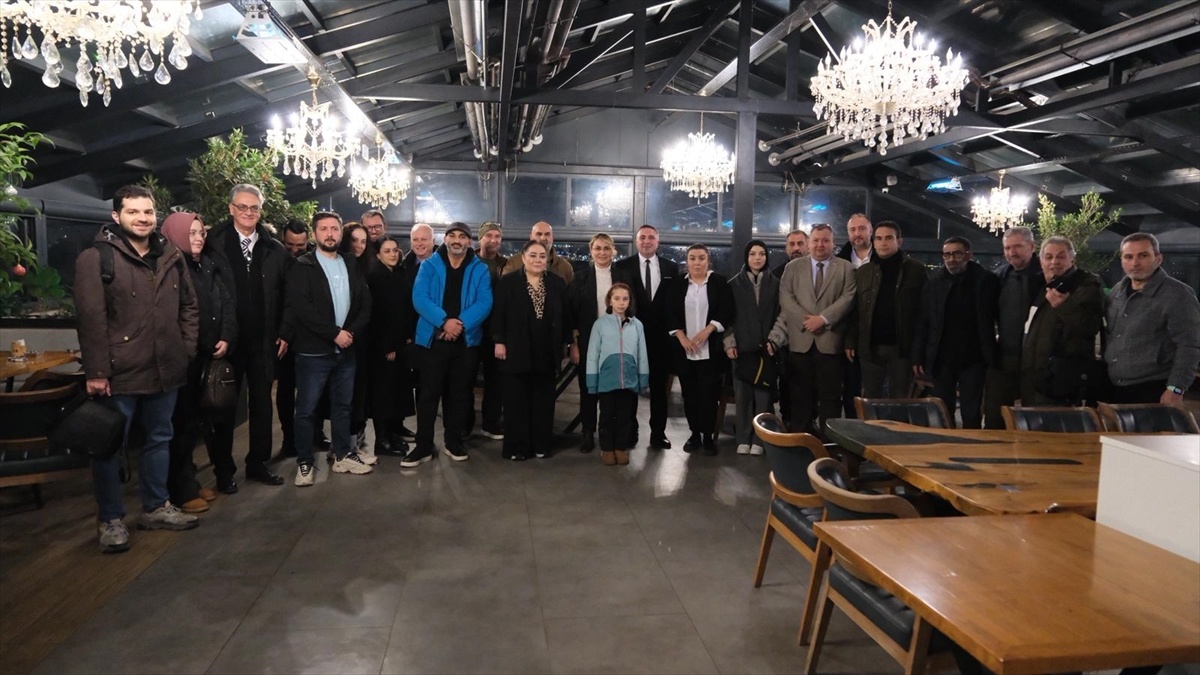 [BELEDIYE · Yalova · Altınova] Altınova Belediye Başkanı Fazlaca gazetecilerle buluştu