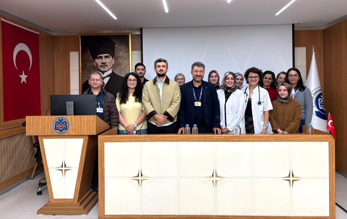 Erciyes Üniversitesi Dünya Artrit Günü'nde erken tanı ve tedaviye dikkat çekti