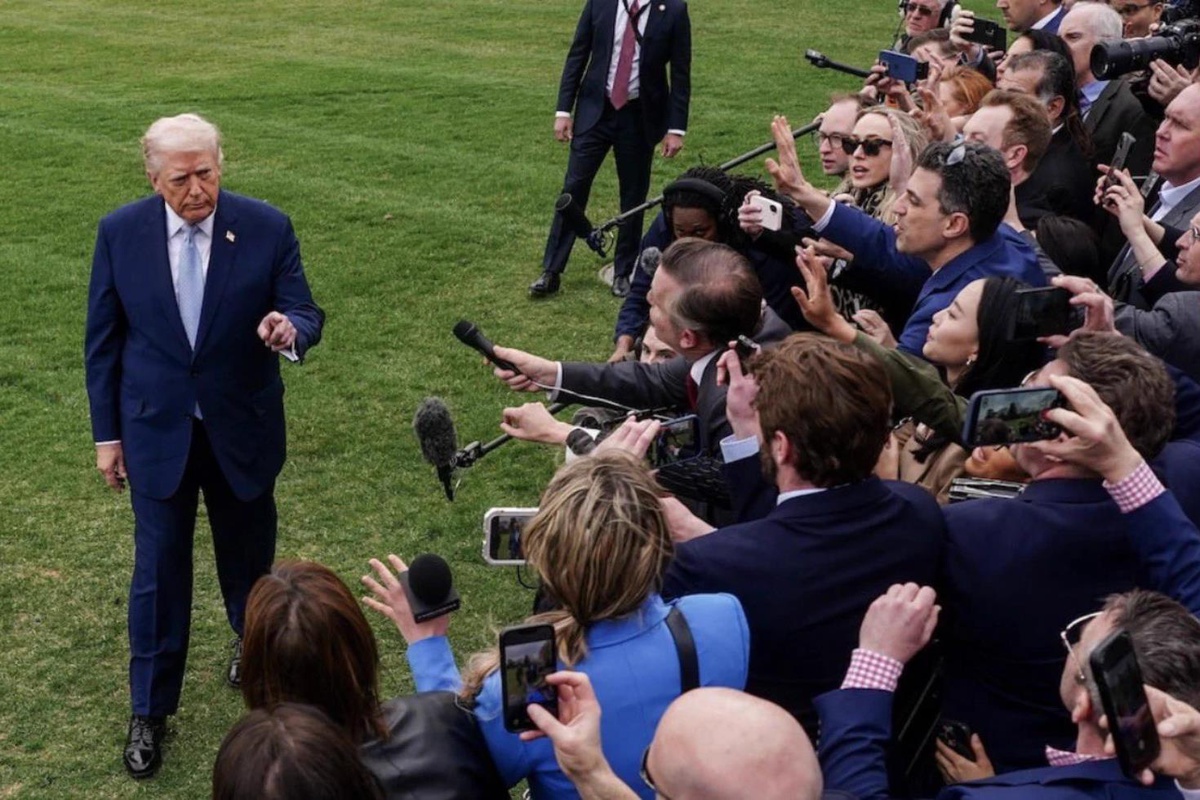 Trump’ın basın kuruluşlarına Beyaz Saray yasağına mahkeme engeli