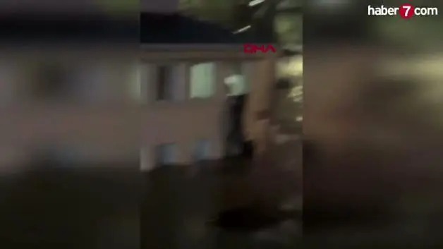 İstanbul felaketi yaşadı! Sel sularında can savaşı: Vatandaşları halatla kurtardılar
