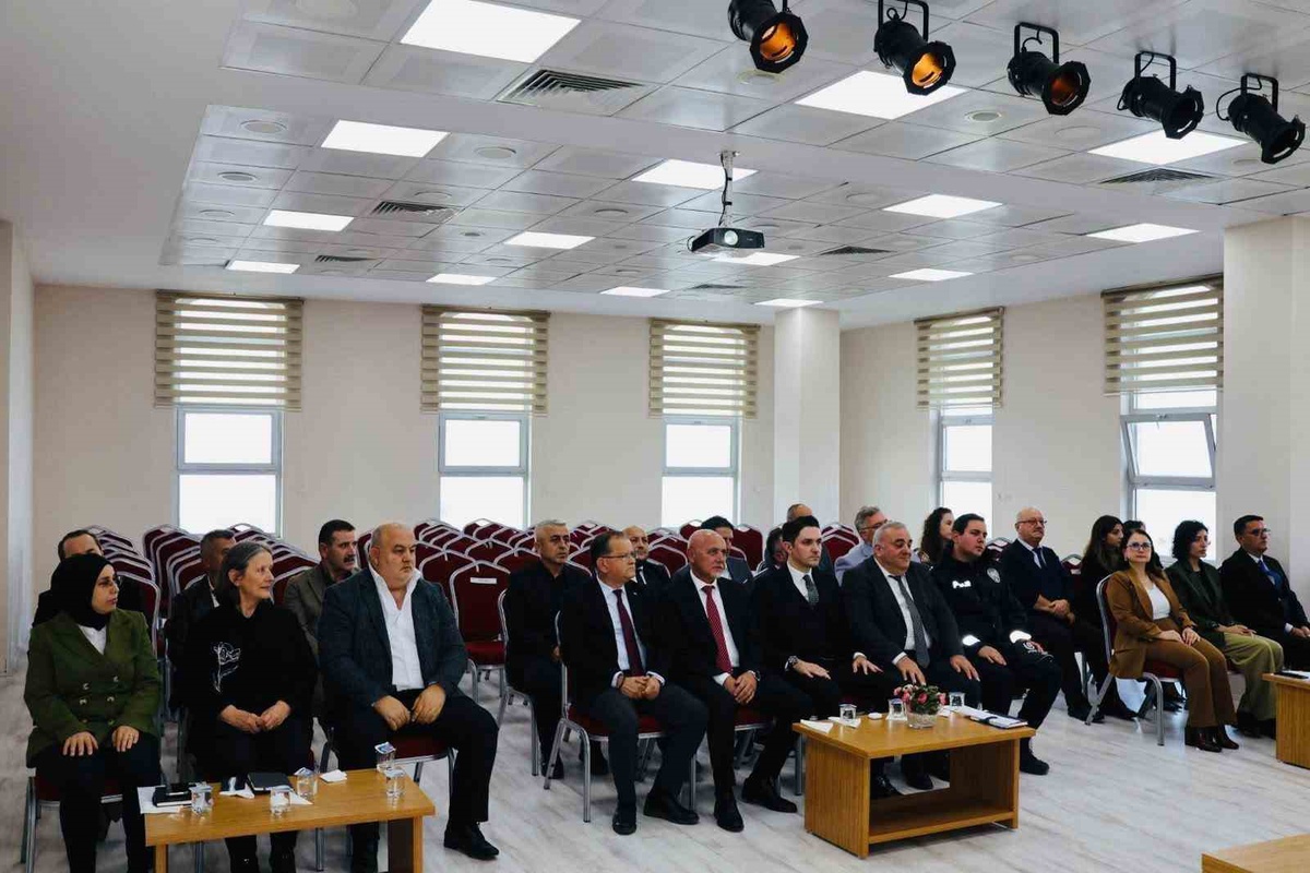 [BELEDIYE · Zonguldak] Kozlu'da Hayat Boyu Öğrenme Komisyonu kurs ve eğitim faaliyetlerini görüştü