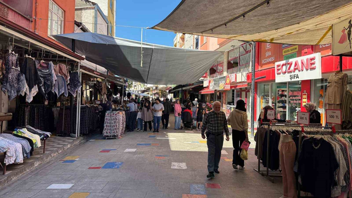 [YEREL / KAMU · Zonguldak · Alaplı] Fındık sezonu sona yaklaşırken Alaplı çarşısında hareketlilik arttı