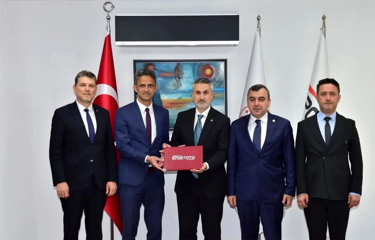 [YEREL / KAMU · Zonguldak · Çaycuma] Çaycuma'ya Modern Spor Salonu Yatırımı