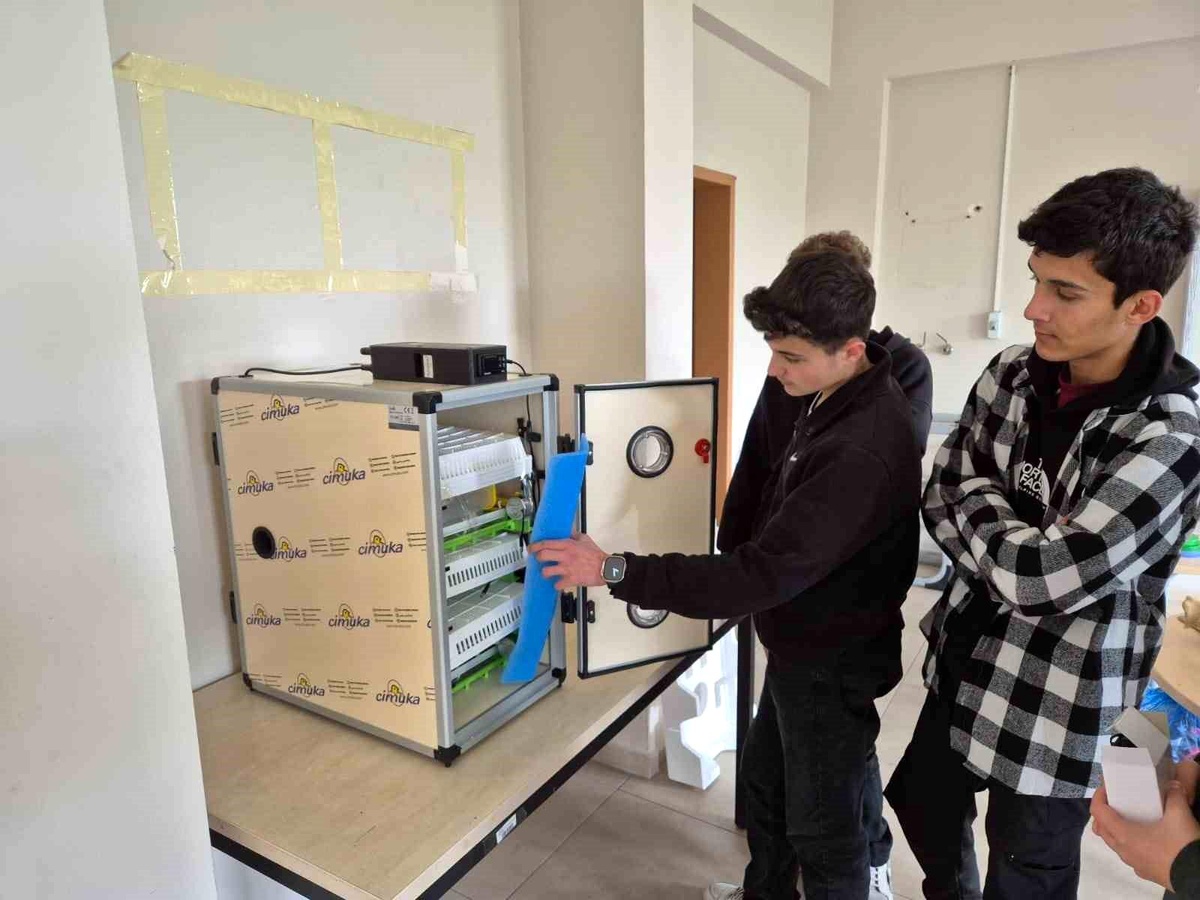 [YEREL / KAMU · Zonguldak · Çaycuma] Hayırsever iş insanı Güpgüpoğlu'ndan eğitime anlamlı destek