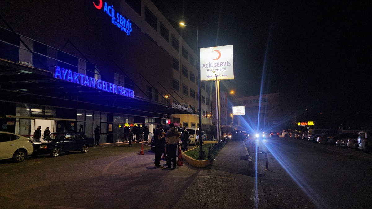 [BELEDIYE · Zonguldak · Devrek] Kendisini ve çocuğunu darbettiğini öne sürdüğü kocasını bıçakla yaraladı