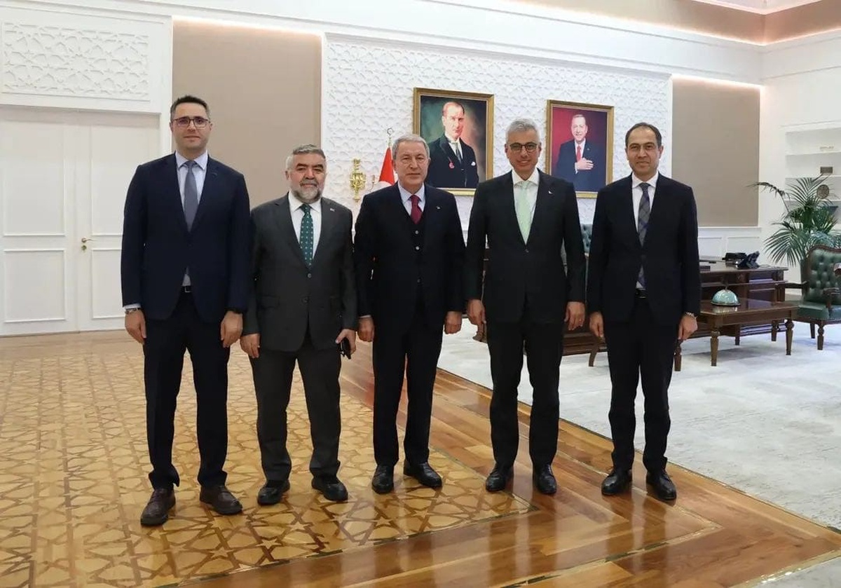 Kayseri İl Sağlık Müdürü Erşan, Bakan Memişoğlu'na 600 yataklı hastaneyi anlattı